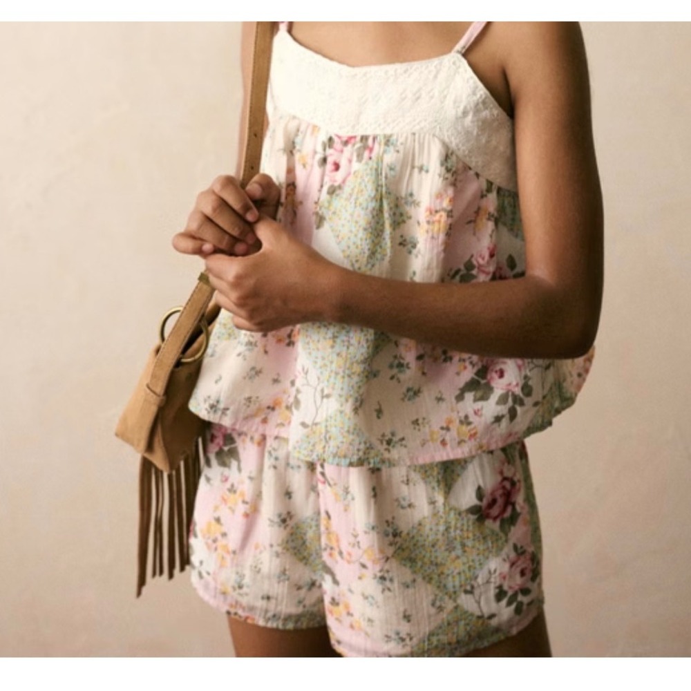 Abercrombie Kids Girls Patchwork Floral Cami and Shorts Set Size 9/10 Pink Green